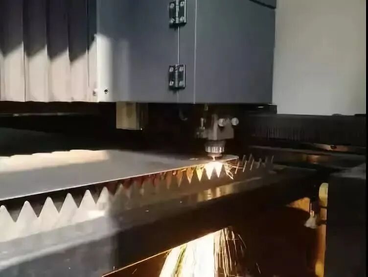 The large laser welding machine WINFOR introduced in 2018