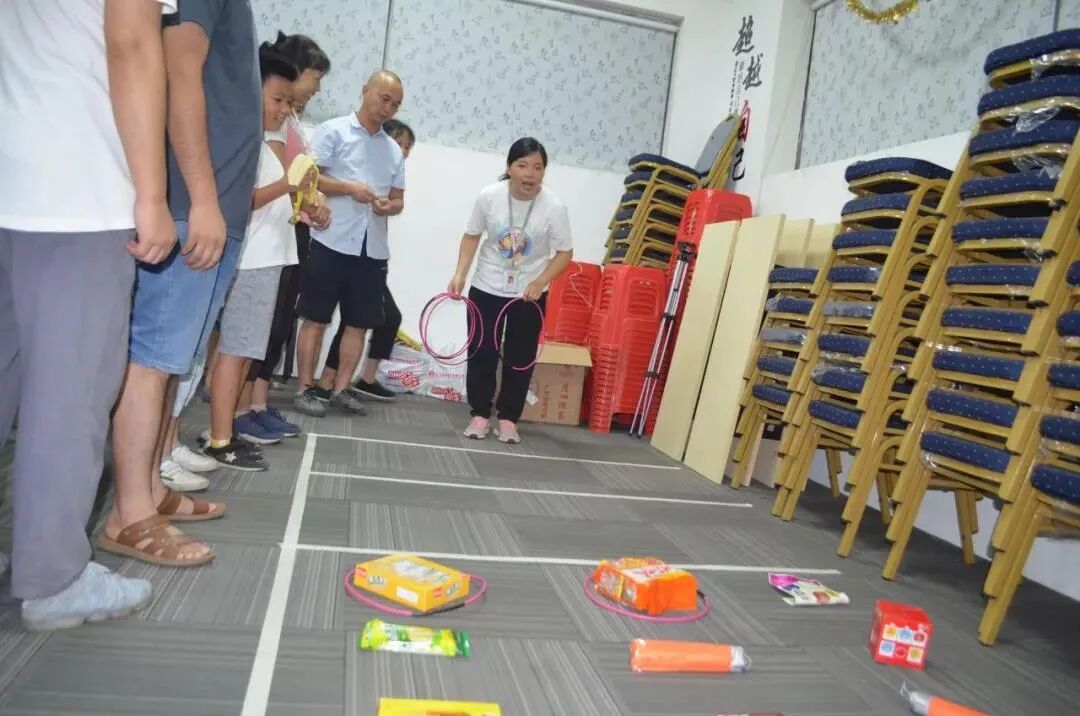 Group photo from WINFOR's 2019 team-building event
